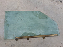 Load image into Gallery viewer, 76-85 Mercedes Benz C123 Front Right Door Window Glass 1237202418
