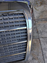 Load image into Gallery viewer, 79-91 Mercedes Benz W126 OEM grille mint 1268880423
