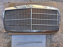 Load image into Gallery viewer, 72-80 Mercedes Benz W116 Grille OEM 1168880023
