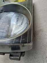 Load image into Gallery viewer, 76-86 Mercedes Benz W123 right side headlight BOSCH 1305543067
