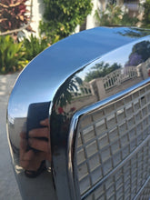 Load image into Gallery viewer, 65-73 Mercedes Benz W108 grille OEM mint 1088800185
