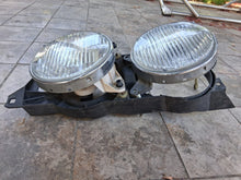 Load image into Gallery viewer, 88-95 BMW E34 OEM Hella headlight, RIGHT 131740-00RE
