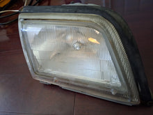 Load image into Gallery viewer, 90-95 Mercedes Benz R129 OEM headlight, RIGHT
