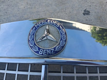 Load image into Gallery viewer, 65-73 Mercedes Benz W108 grille OEM mint 1088800185
