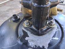 Load image into Gallery viewer, Mercedes Benz W123 brake booster, slave cylinder and reservoir
