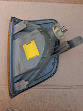 Load image into Gallery viewer, 85-93 Mercedes Benz W124 turn signal RIGHT
