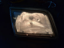 Load image into Gallery viewer, 90-95 Mercedes Benz R129 OEM headlight, RIGHT
