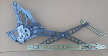 Load image into Gallery viewer, 77-85 Mercedes Benz W123 window door regulator, RIGHT
