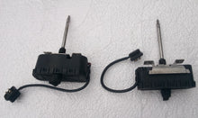 Load image into Gallery viewer, 91-99 Mercedes Benz W140 headlight viper motors, pair. Tested OK
