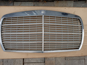 77-85 Mercedes W123 front grille OEM 1238800923