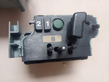 Load image into Gallery viewer, Mercedes Benz W126 seat memory switch, RIGHT 0038202810
