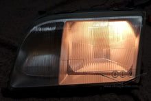 Load image into Gallery viewer, 91-95 Mercedes Benz W140 S-class OEM Bosch headlight

