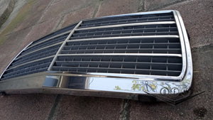 93-95 Mercedes Benz W124 OEM grille mint 1248880323