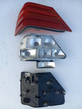Load image into Gallery viewer, 91-94 Mercedes Benz W140 S-class OEM taillight, LEFT
