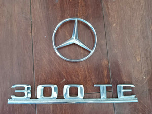 88-95 Mercedes Benz S124 liftgate badge/emblem combo
